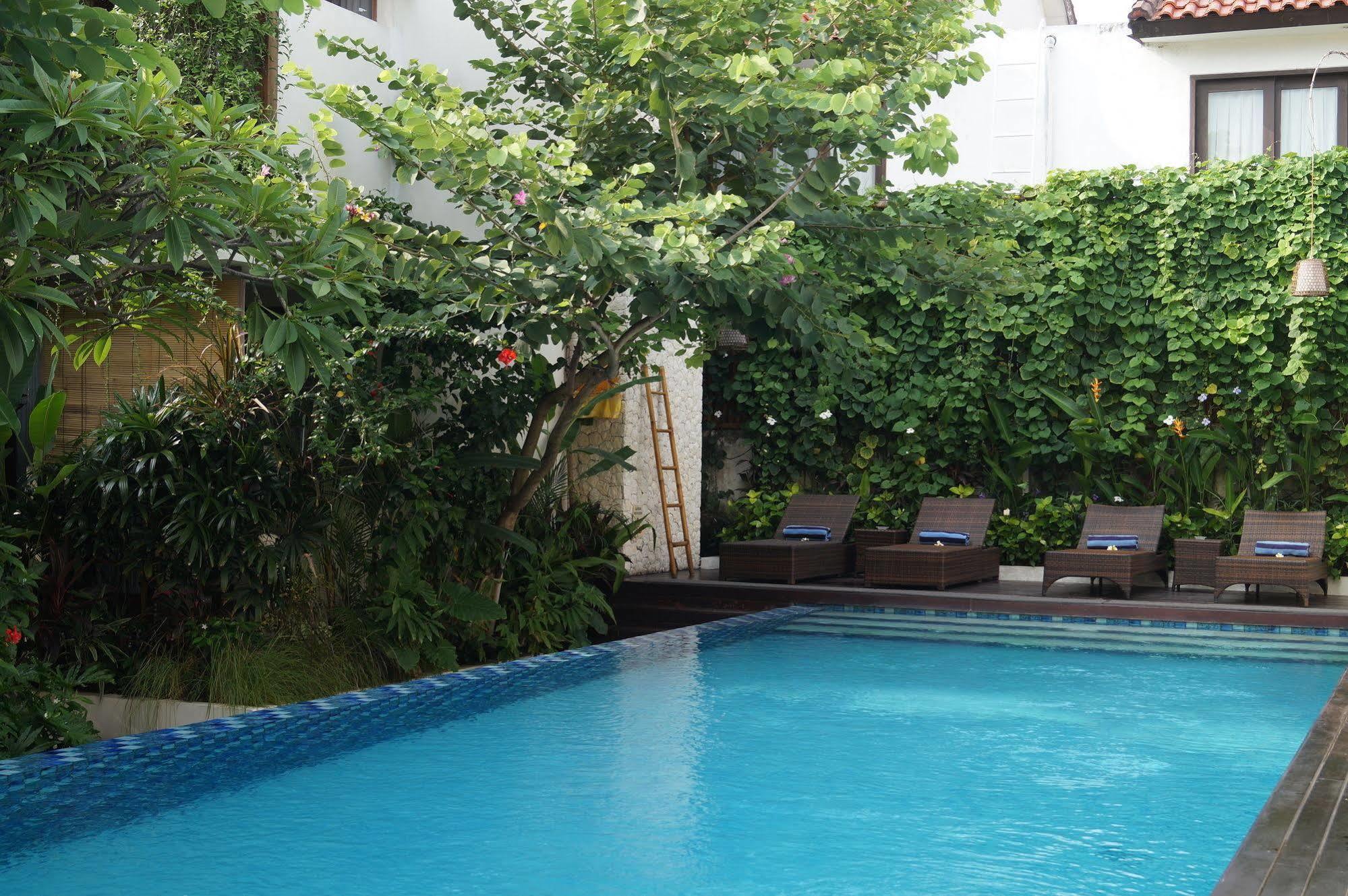 Arana Suite Legian  Luaran gambar